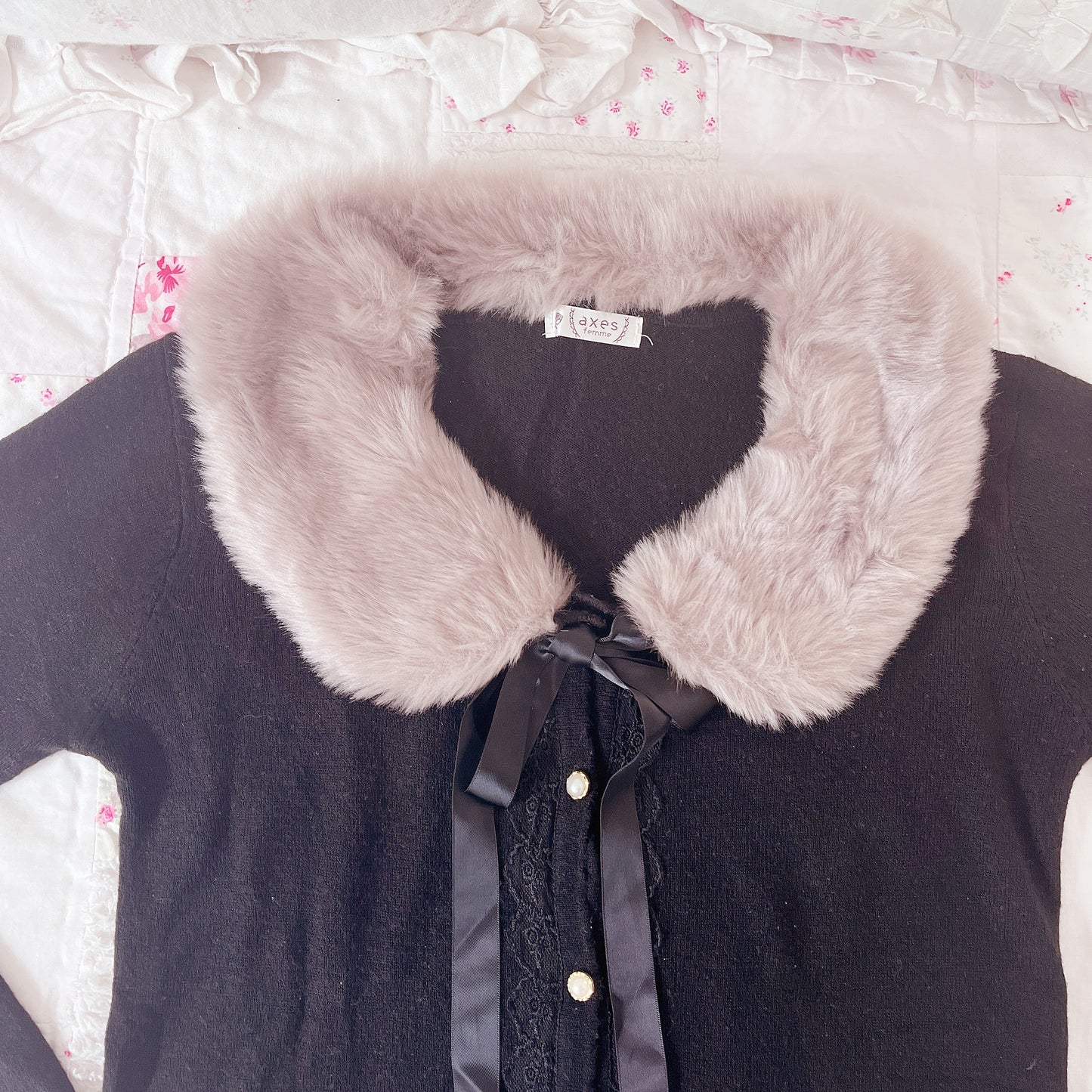 black fur collar accent cardigan