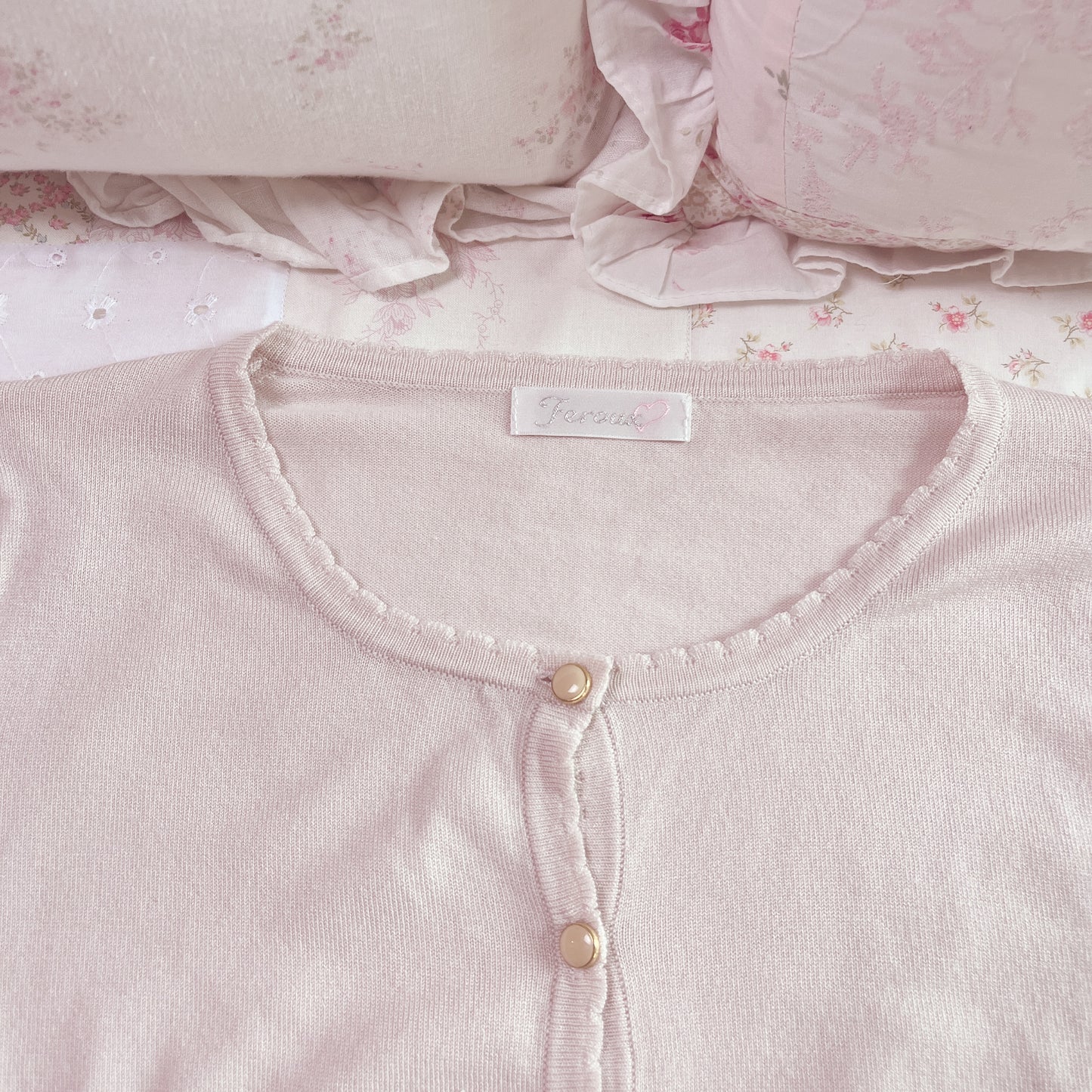 feroux pink ribbon accent cardigan