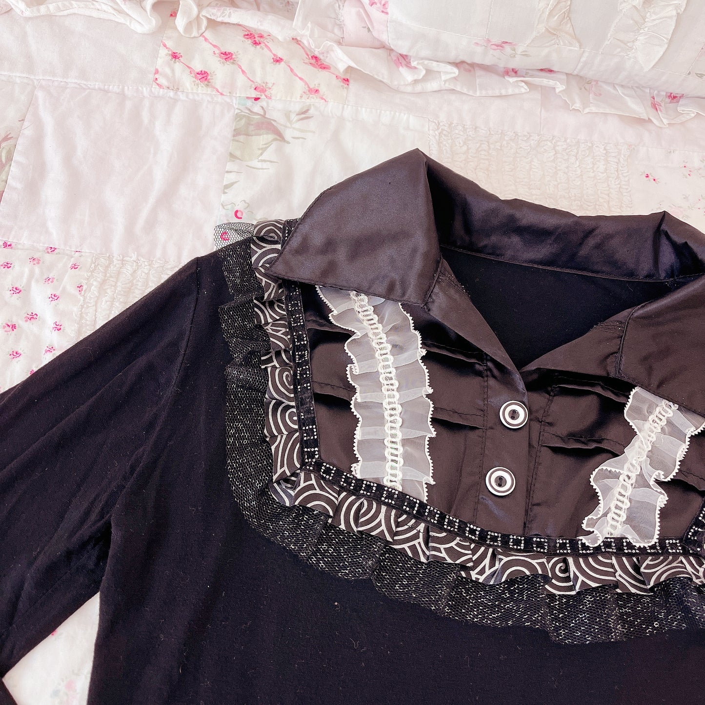 soft knit 1/4 button collared top