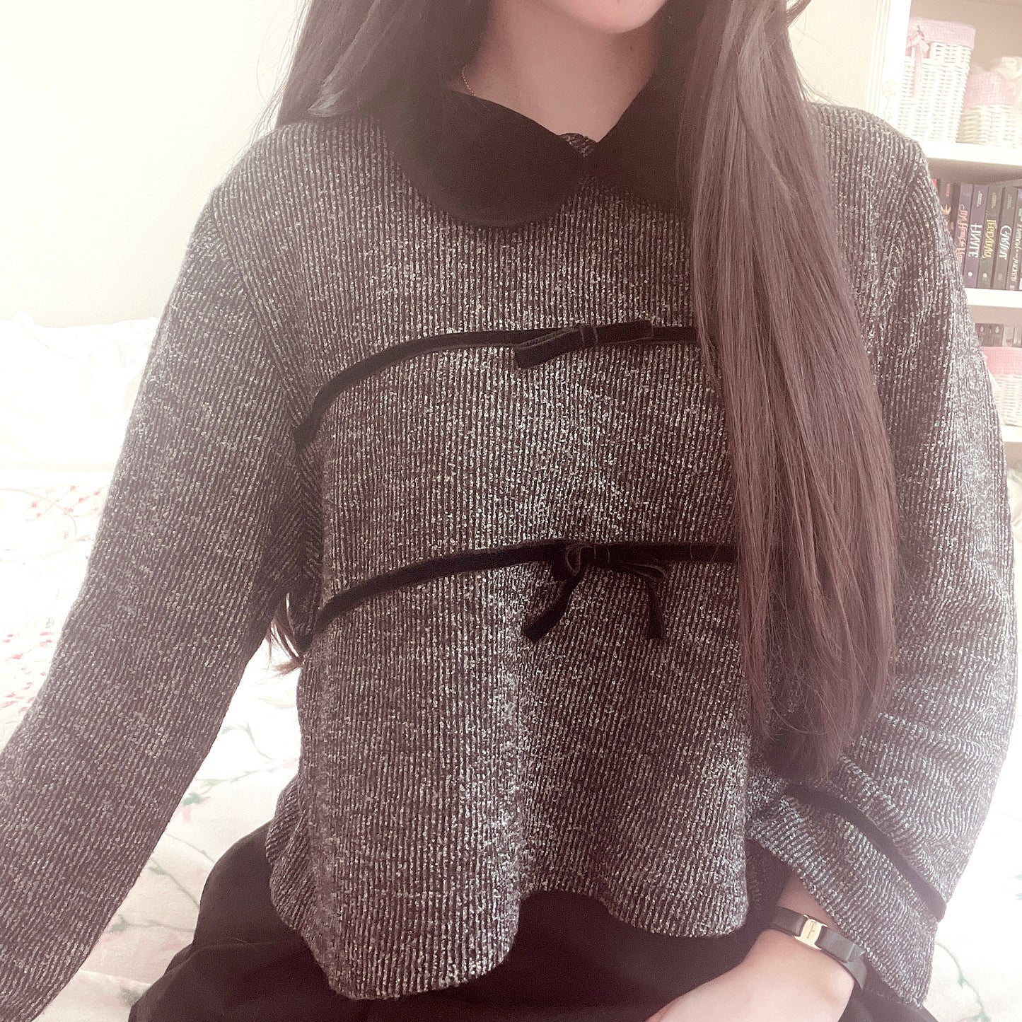 gray ribbon accent collared top