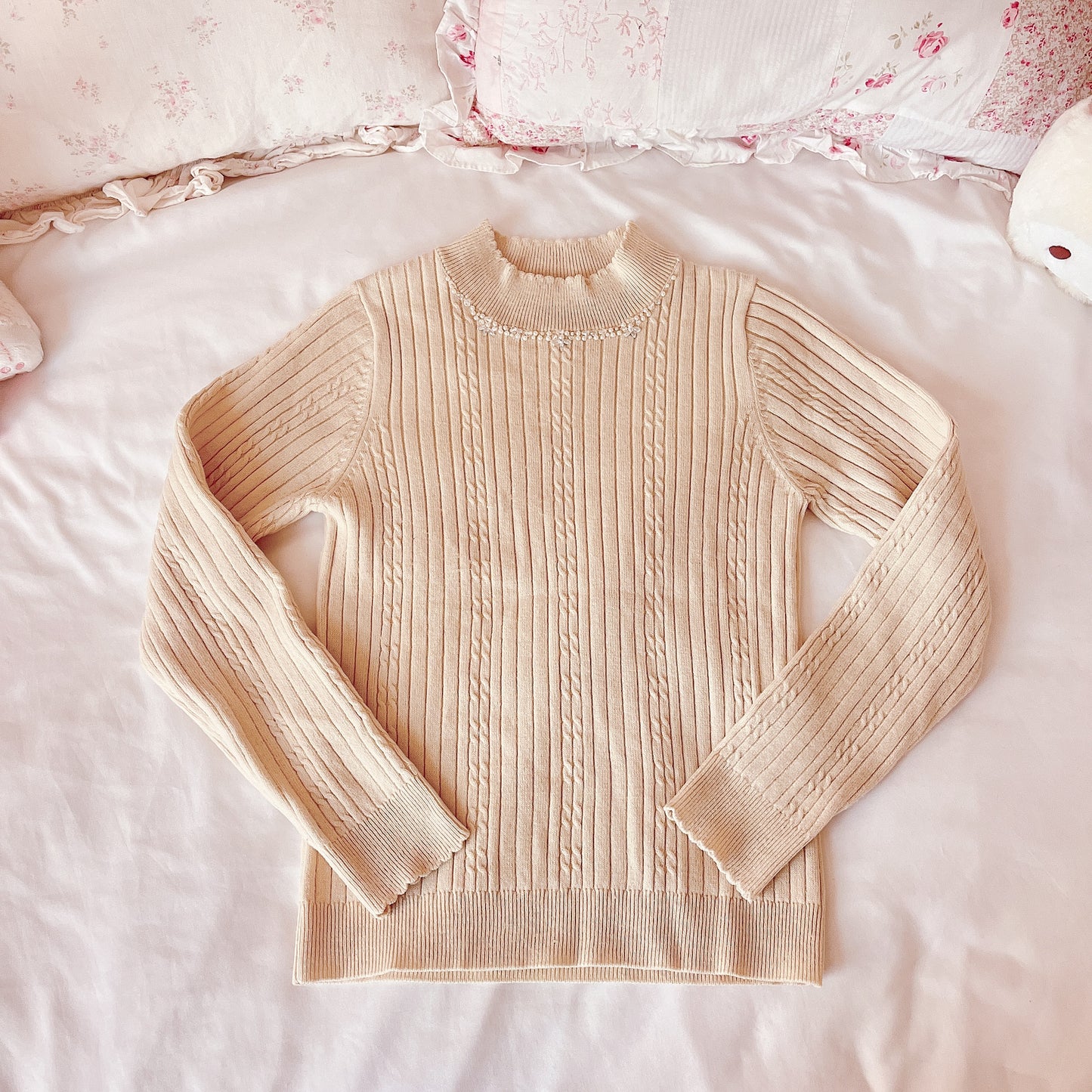 axes femme cream high knit top