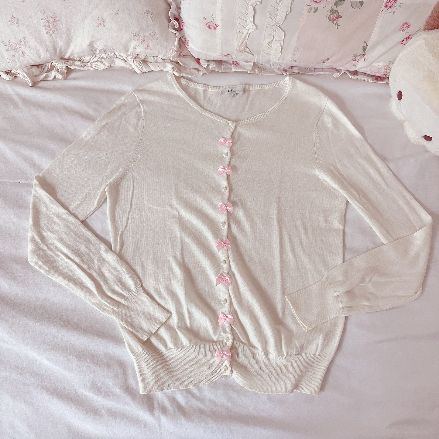 pearl and ribbon accent white cardigan