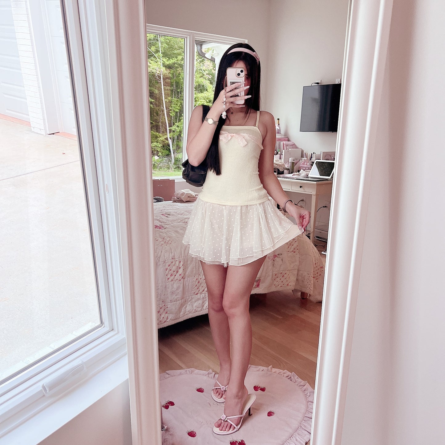 beige polka dot sukapan