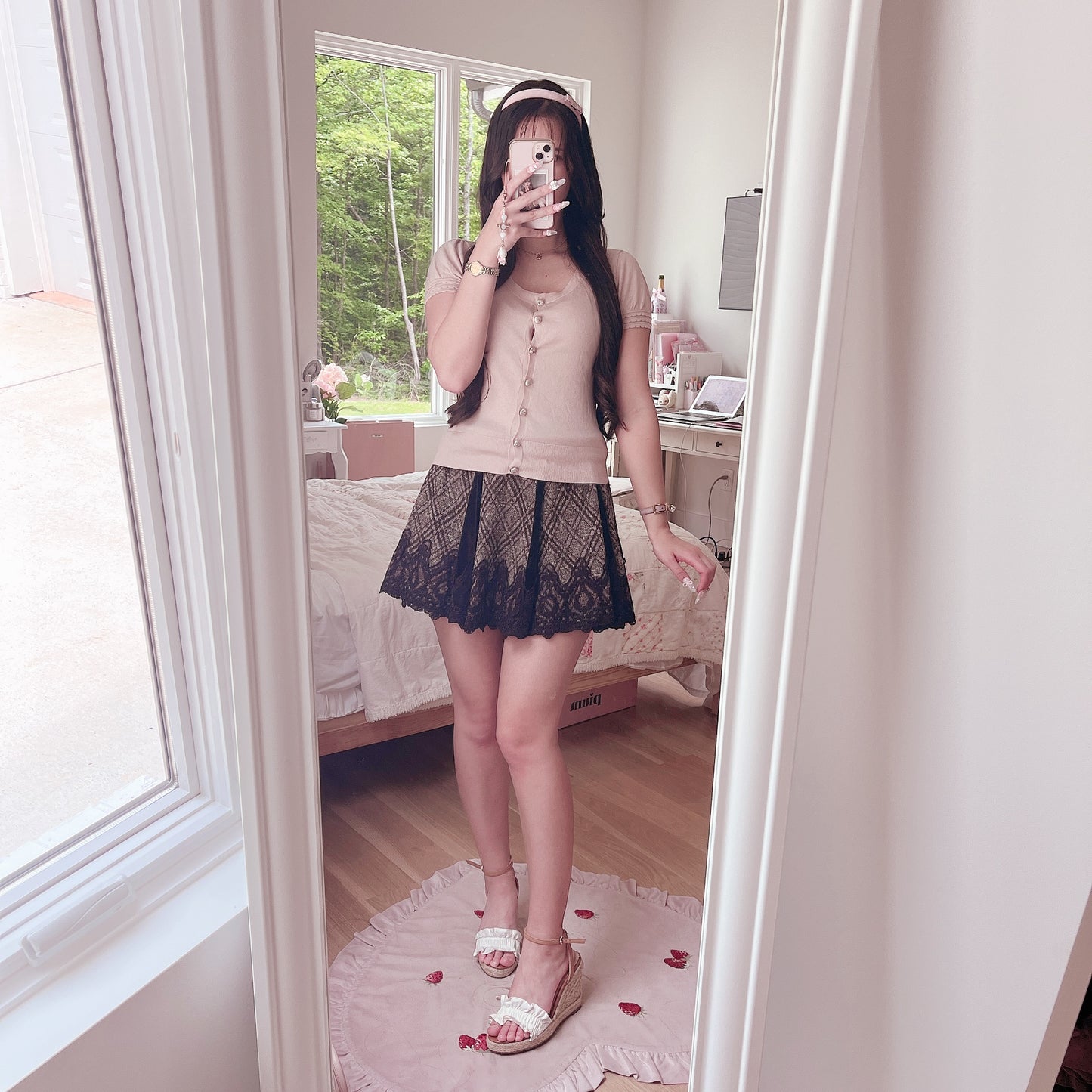 plaid velvet accent pleated skirt