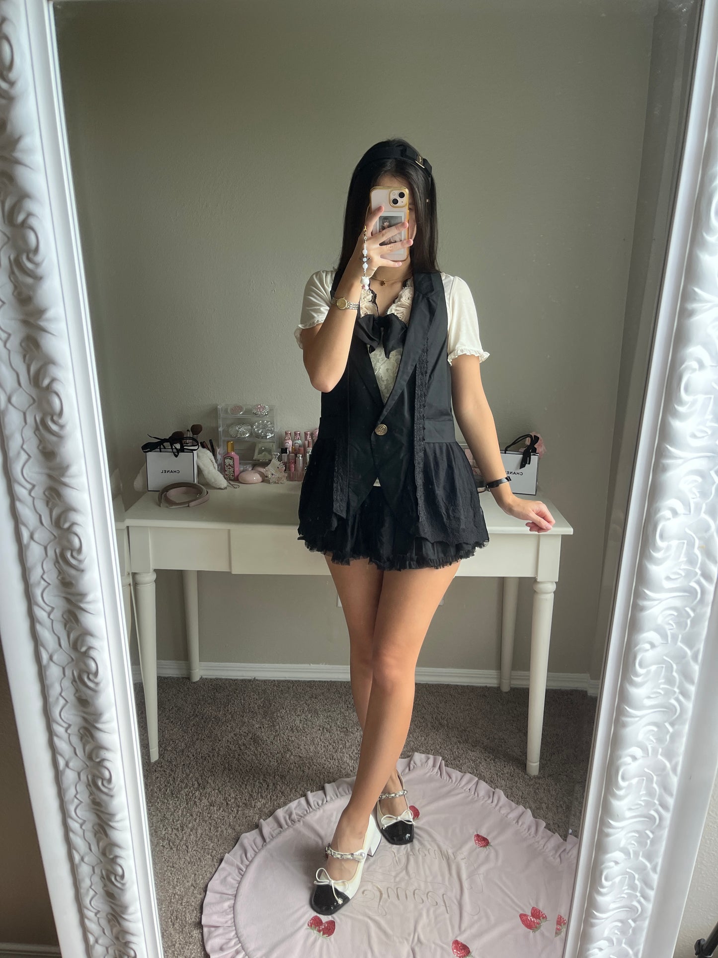 axes femme long black vest