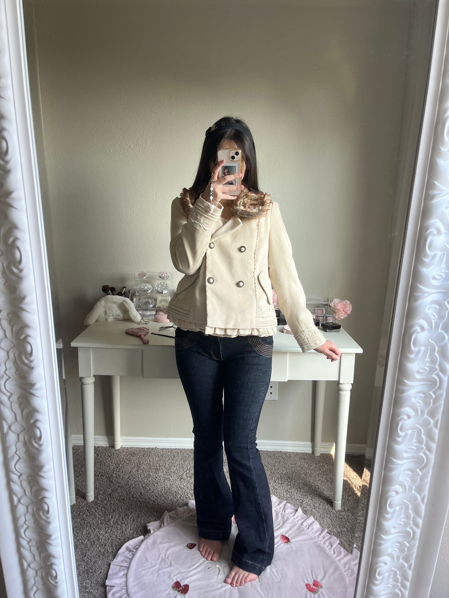 axes femme beige short coat