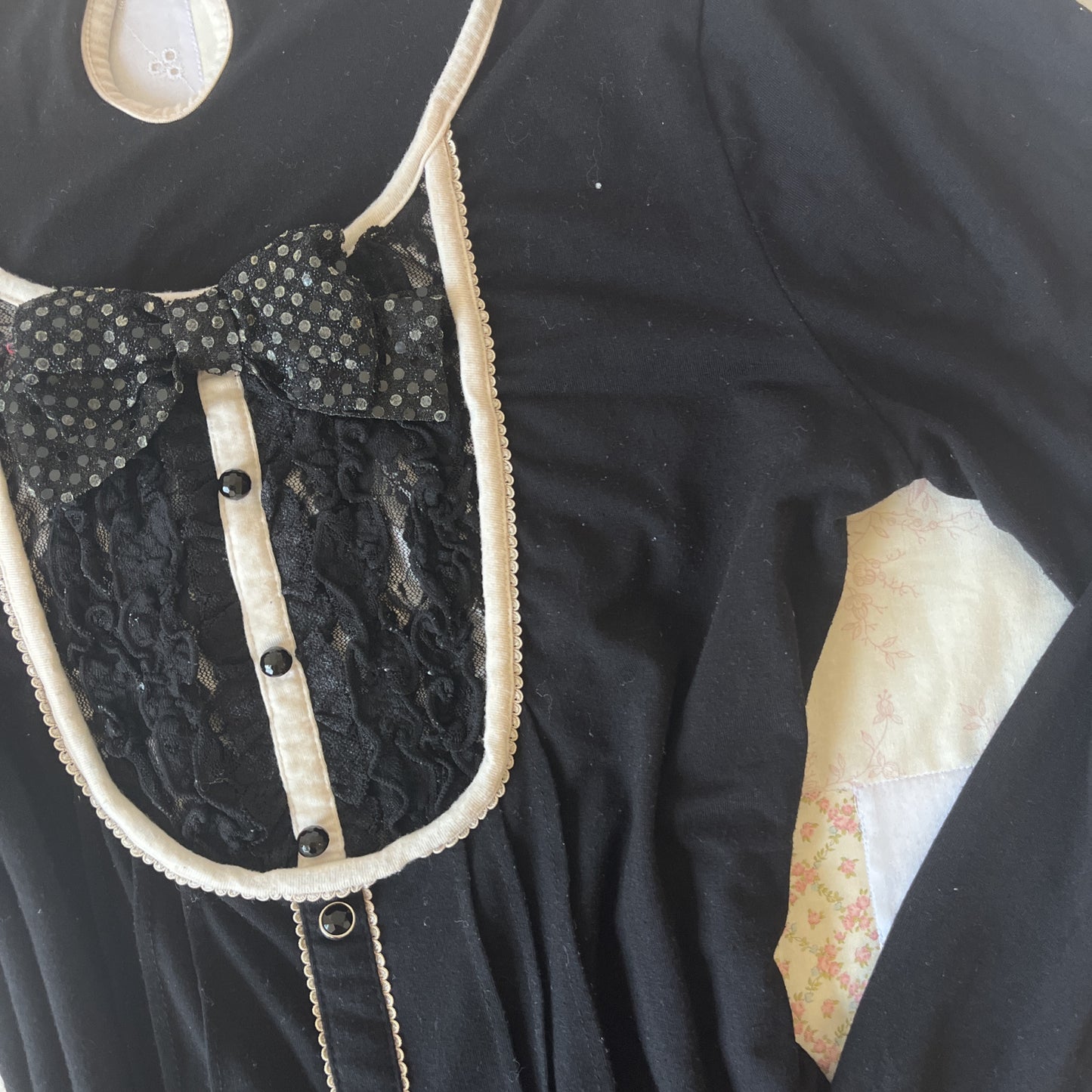soft black ribbon accent shoujo top (LL)