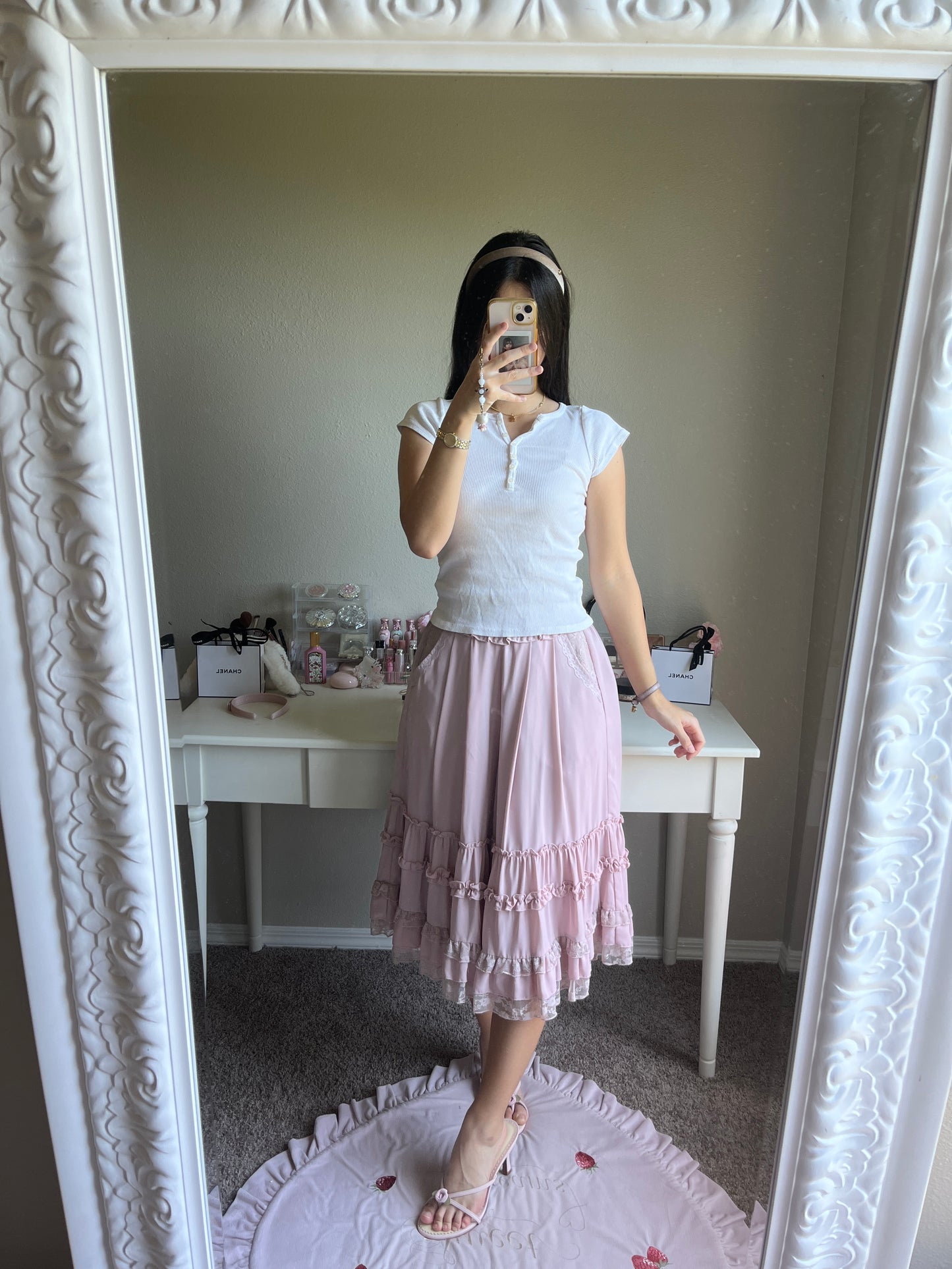axes femme pink tiered gauchos