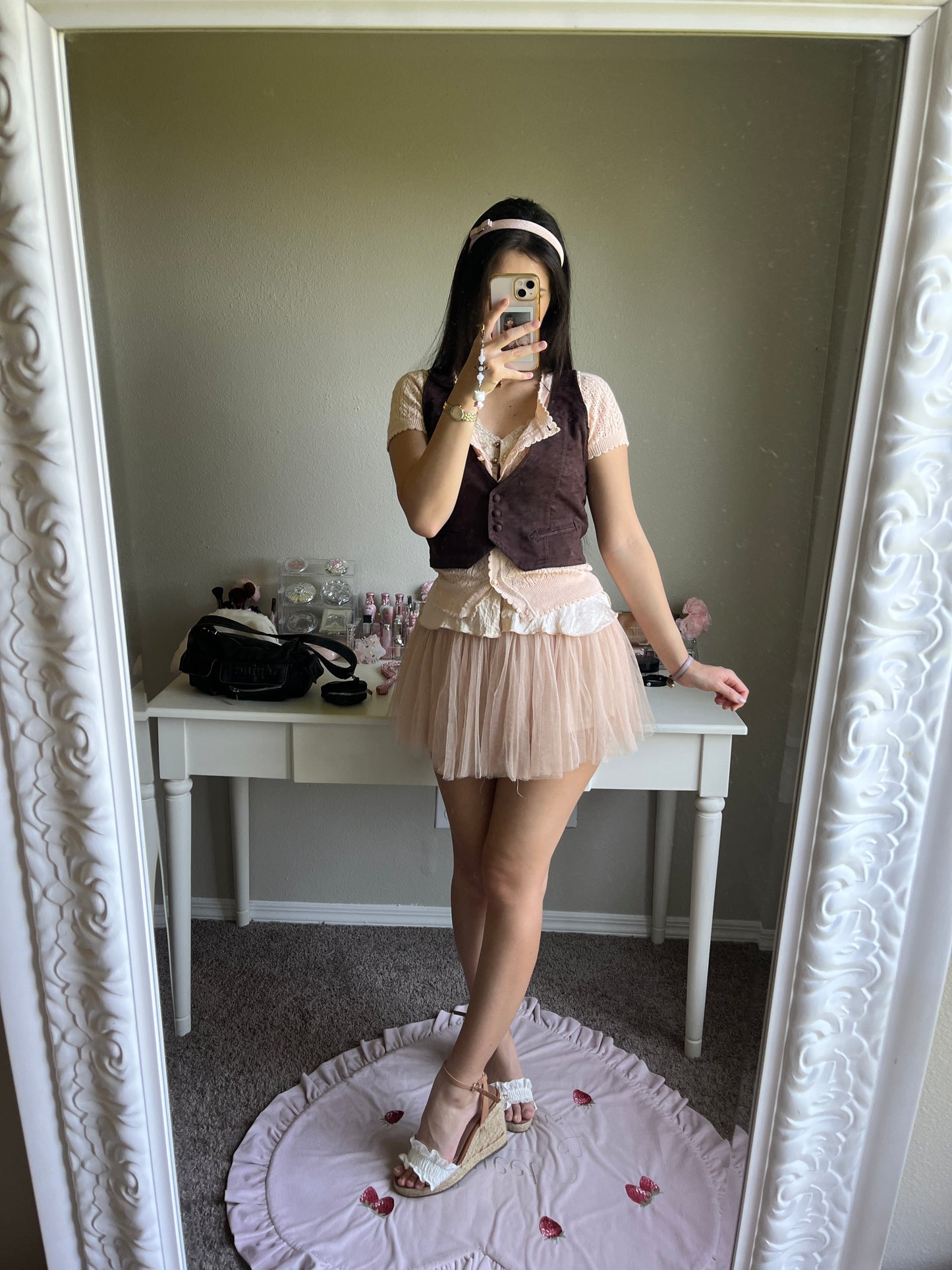 brown fitted bustier vest