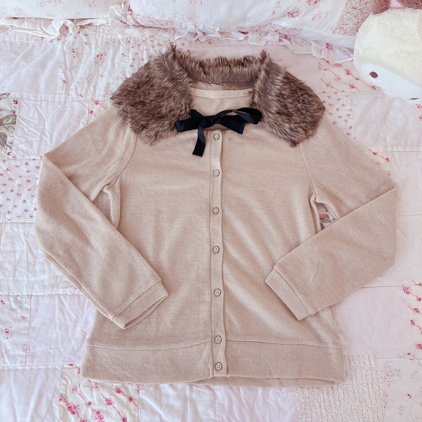 tan cardigan with detachable collar
