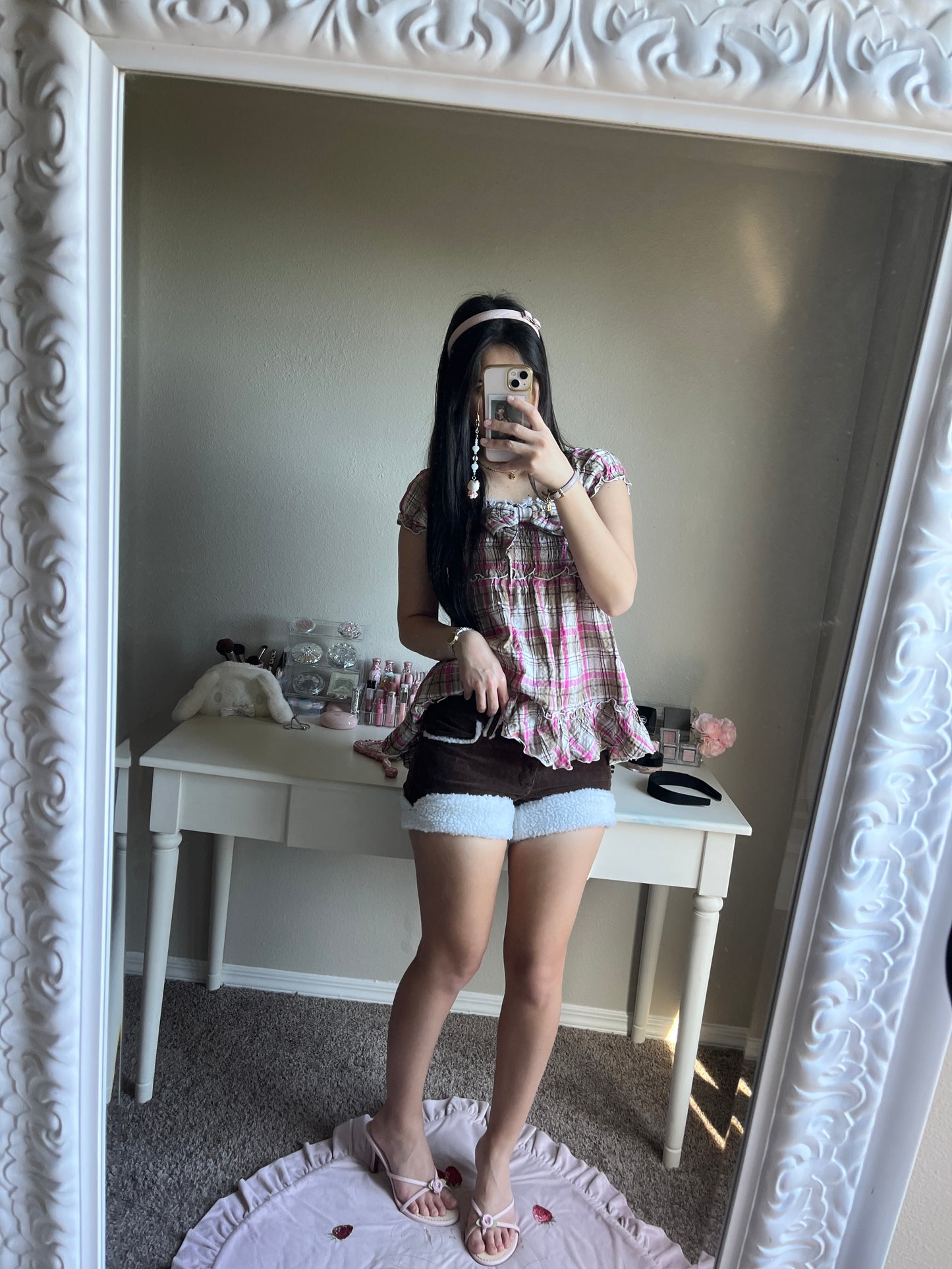 corduroy sherpa trim shorts