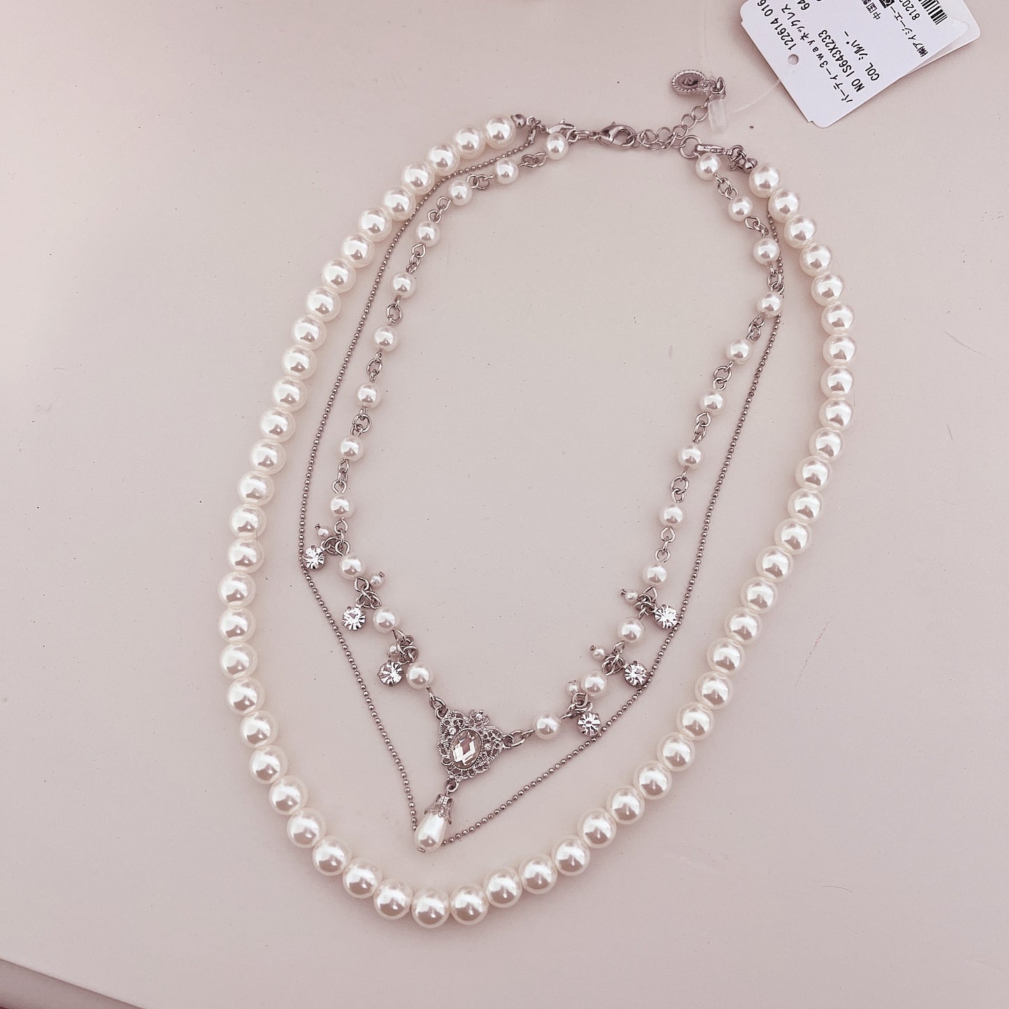 axes femme pearl chain necklace