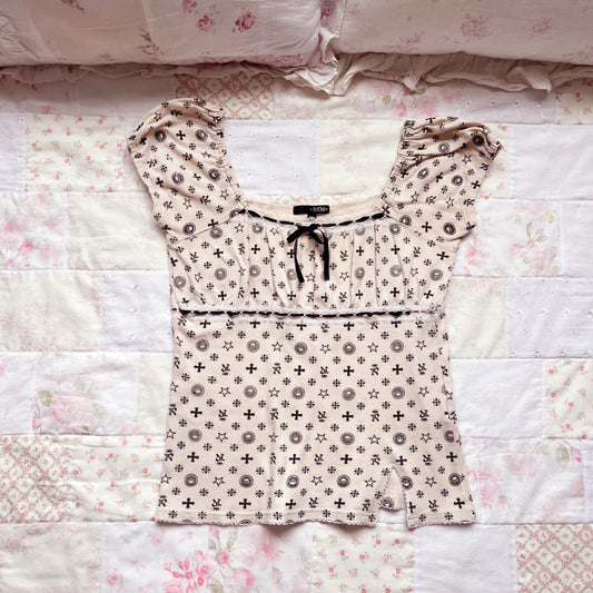 cream skull accent milkmaid top