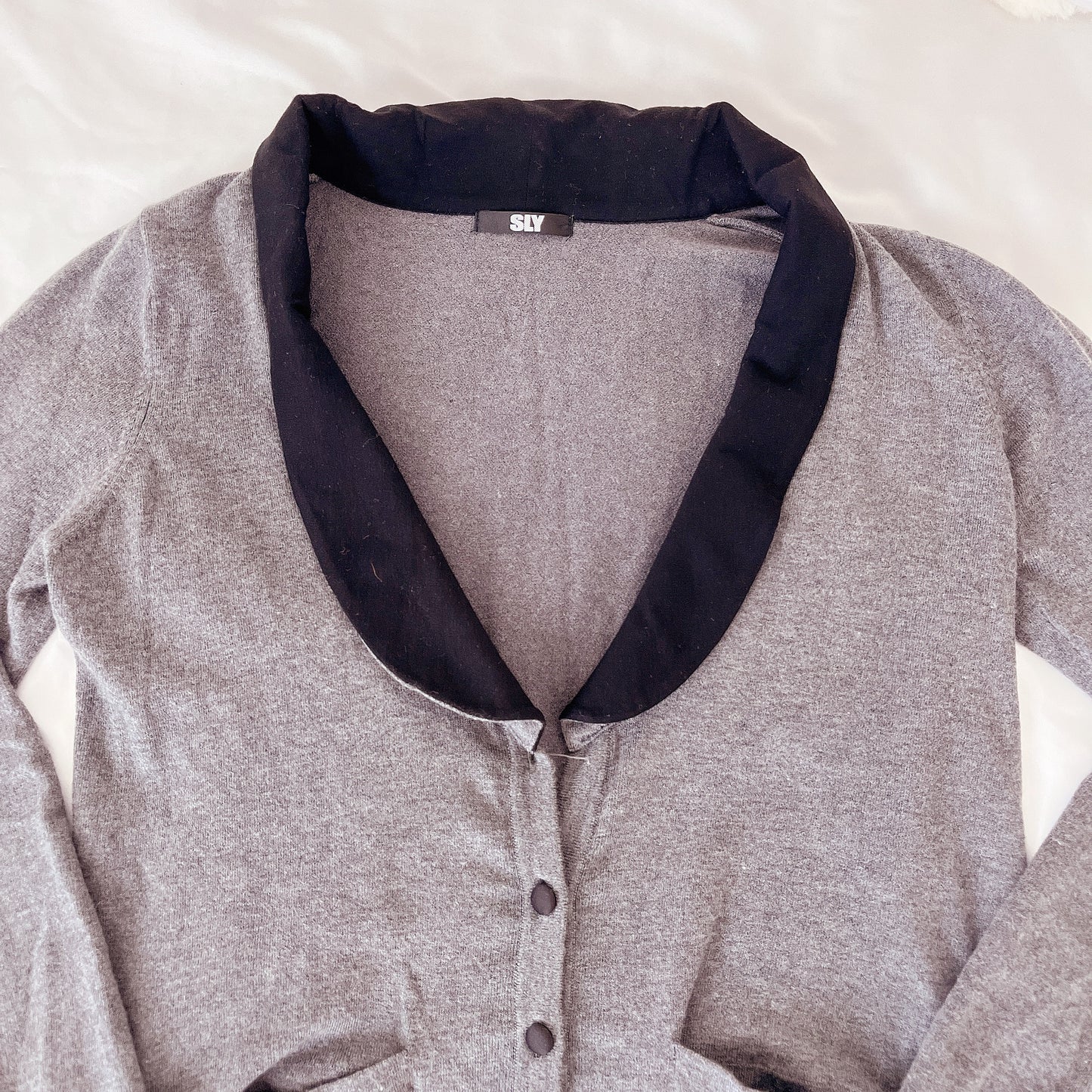 gray accent lapel cardigan