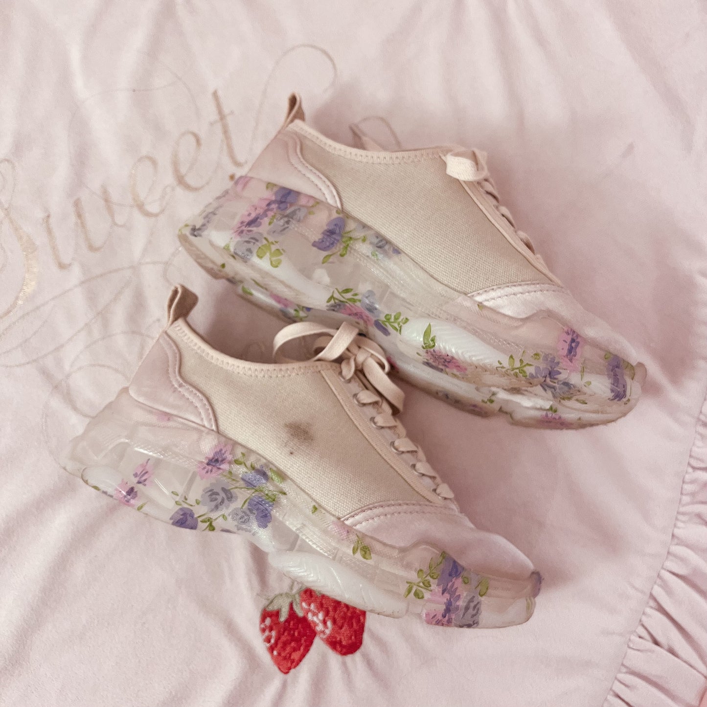 merry jenny floral sole sneakers