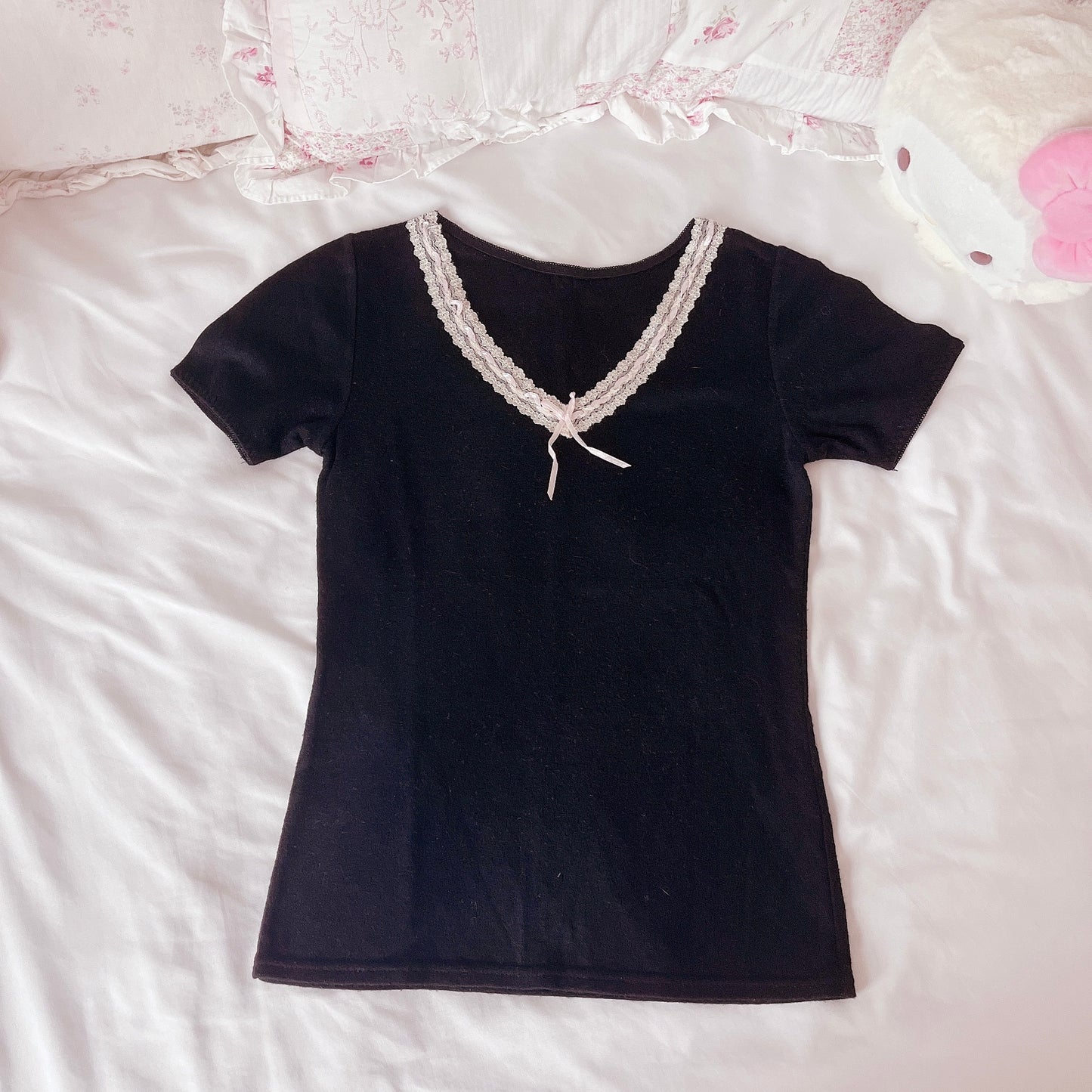 black fitted lace trim top