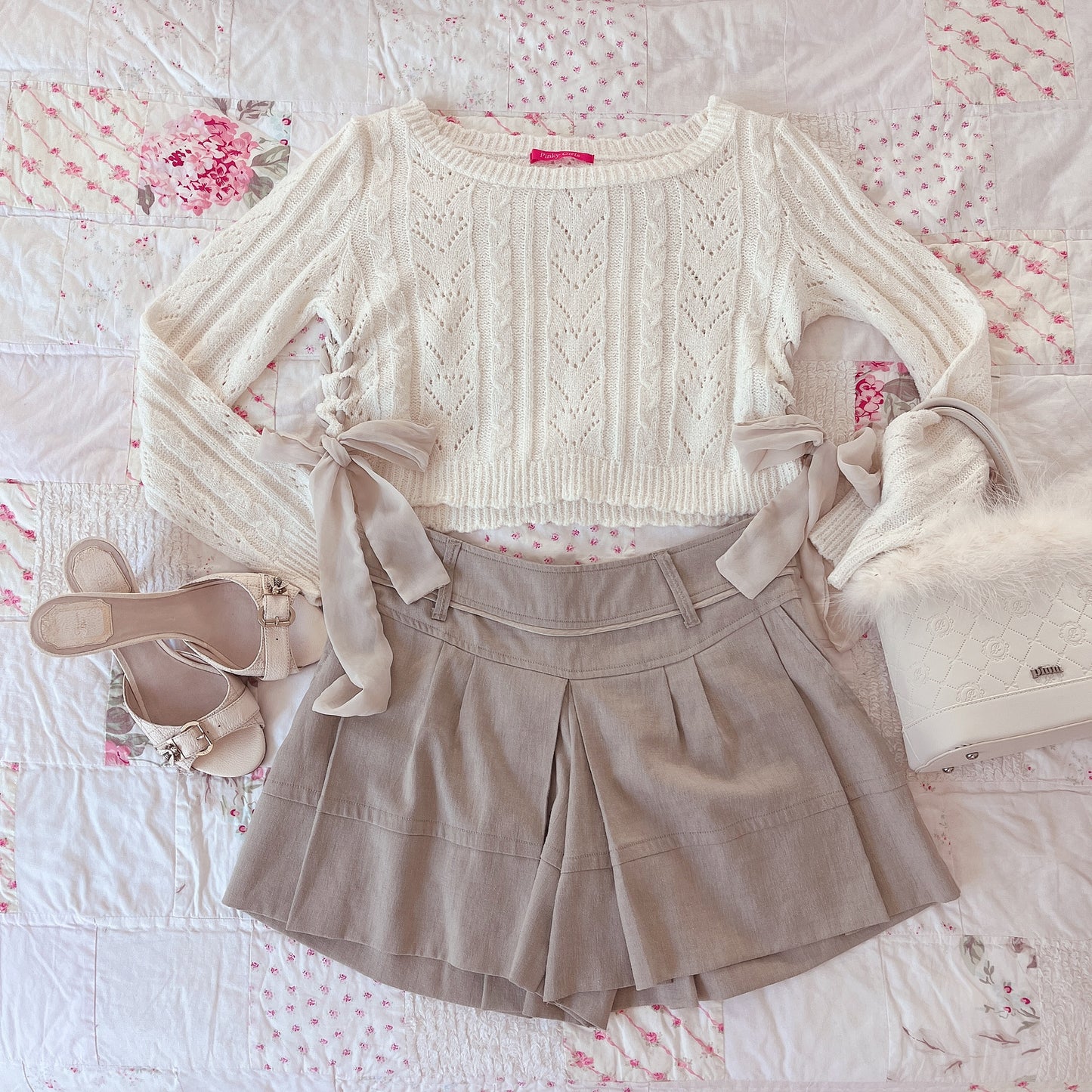 tan pleated shorts