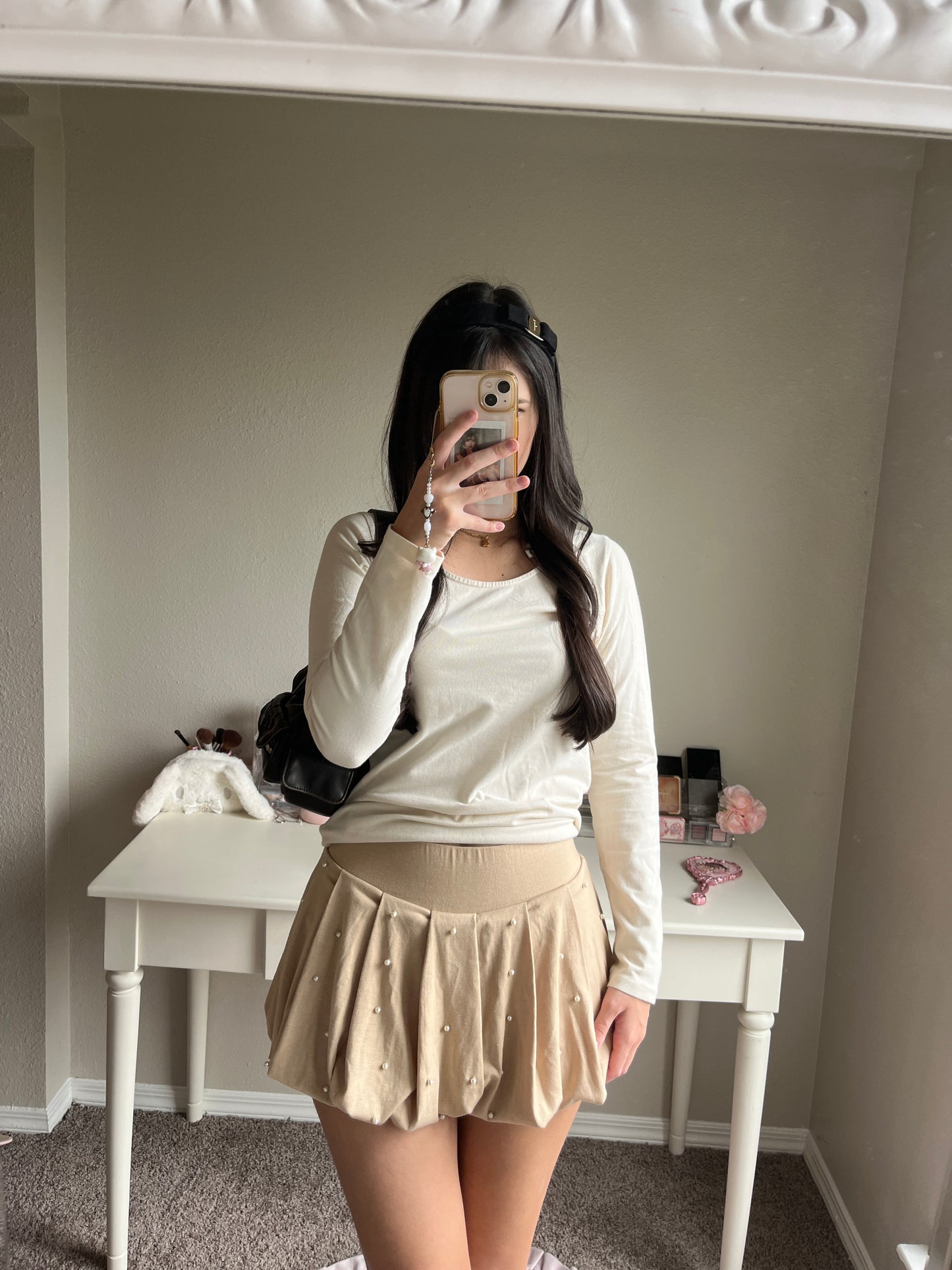 beige micro mini balloon skirt