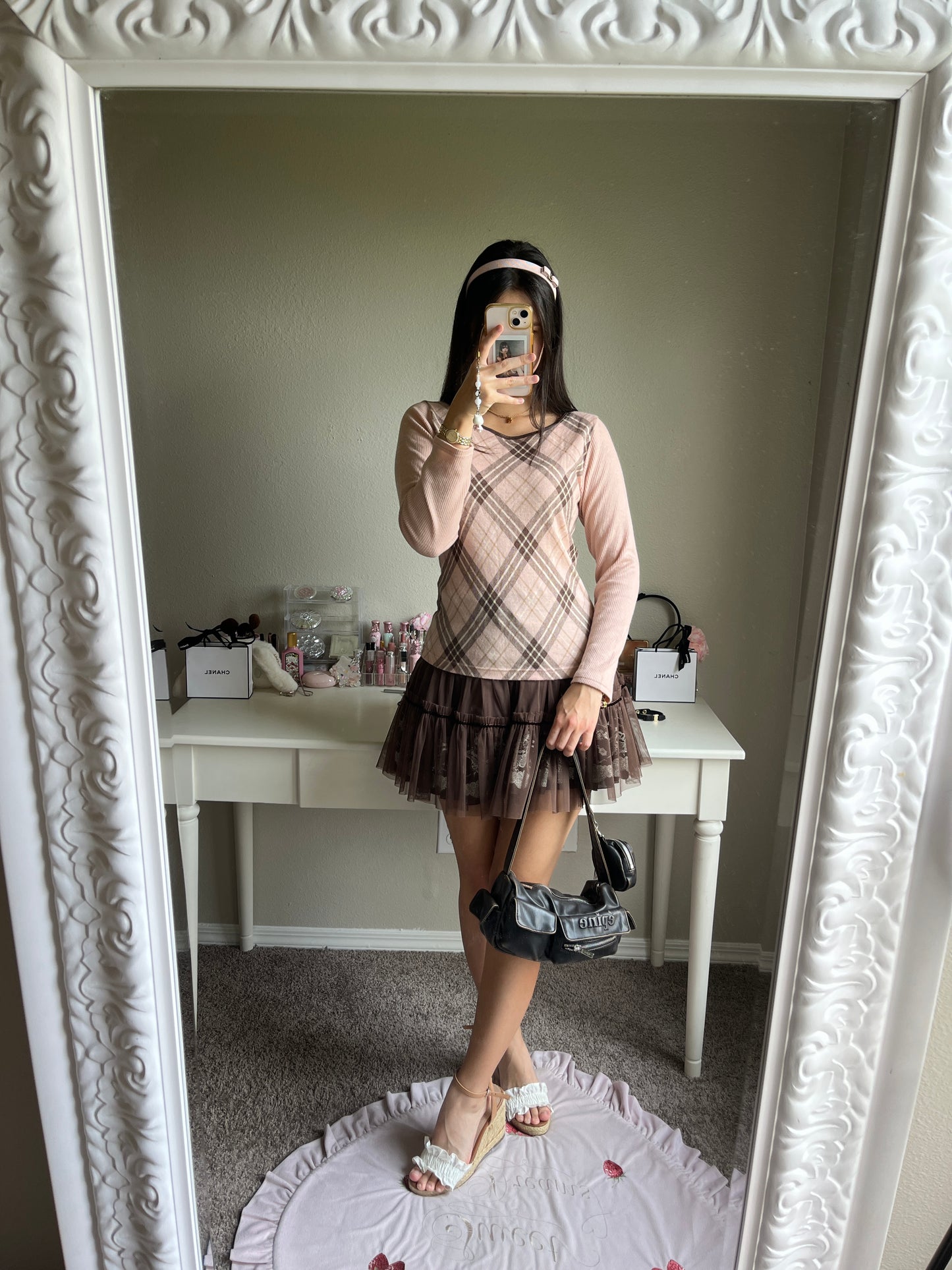 pink choco check knit top