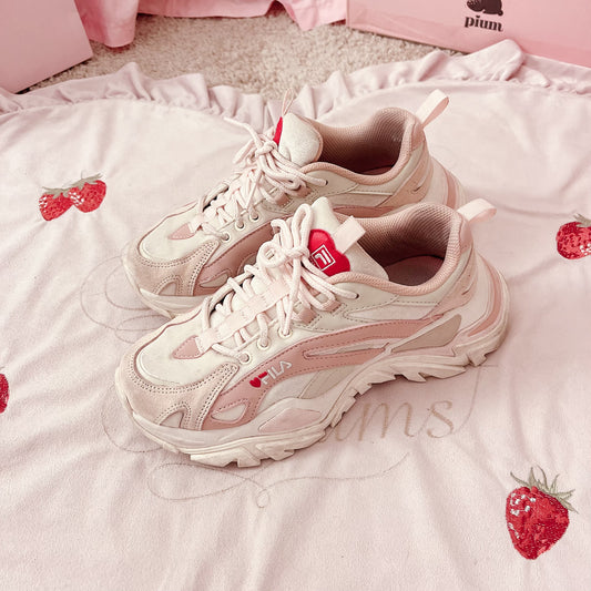 fila light heart iteration sneakers