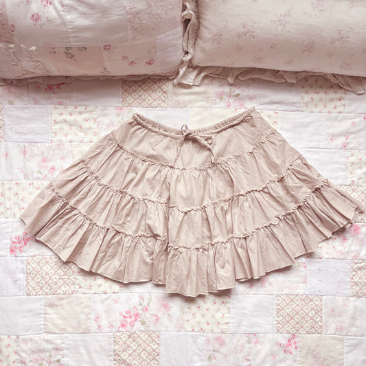beige tiered skirt