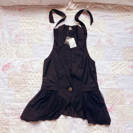axes femme long black vest