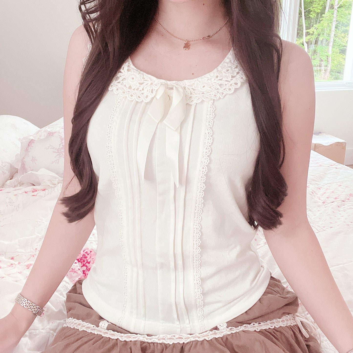 liz lisa beige camisole