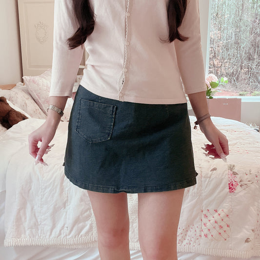 medium wash denim skirt