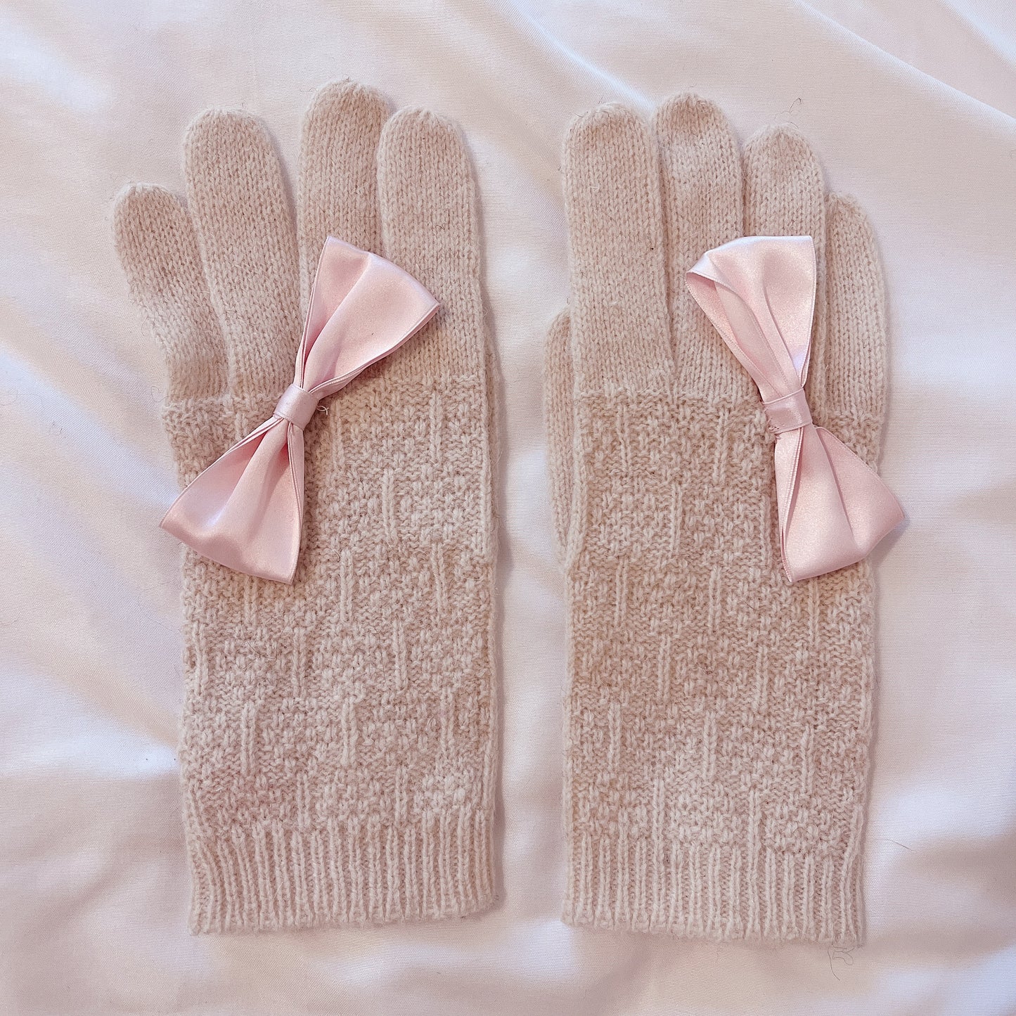 liz lisa cream ribbon gloves