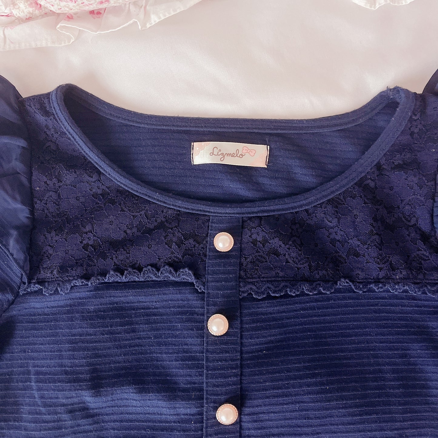 lizmelo navy top