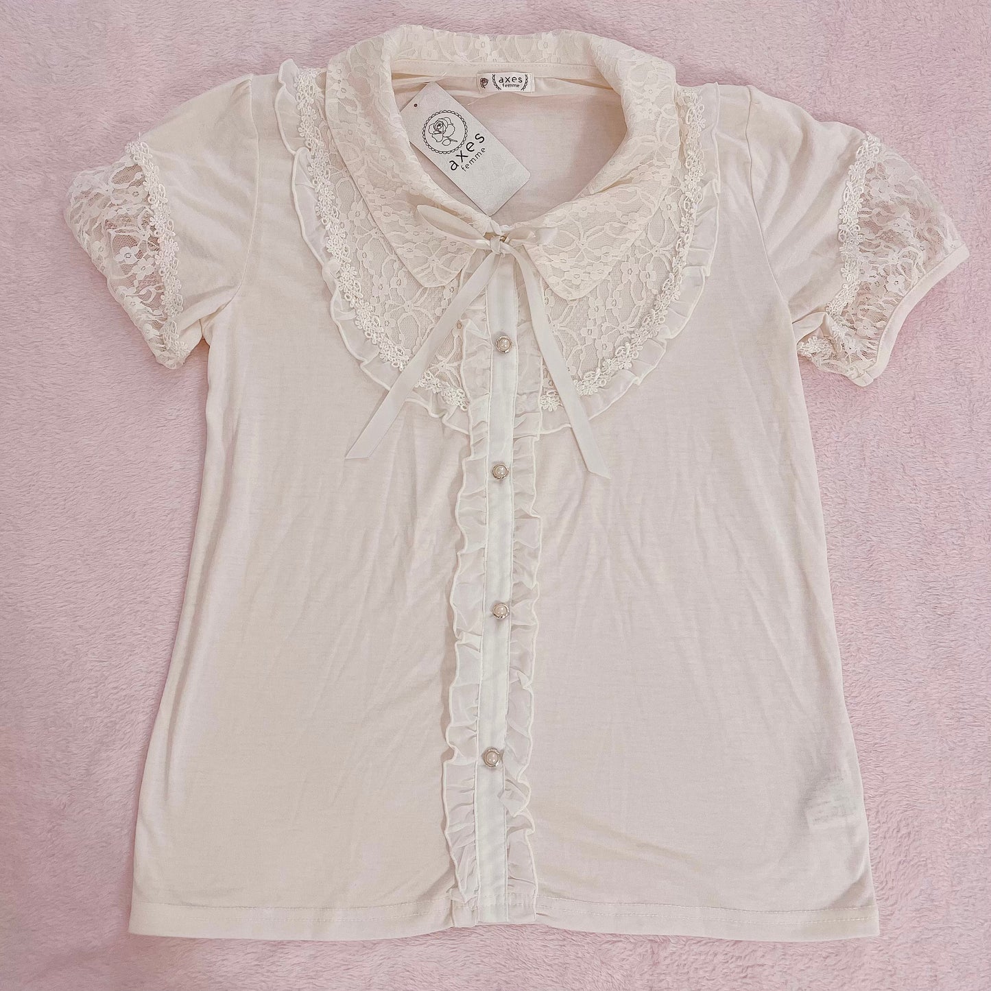 cream knit + lace blouse