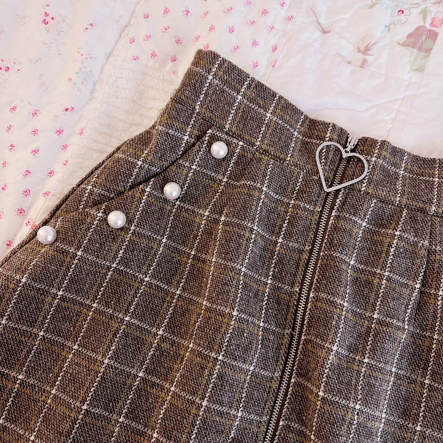 brown check zip up skirt