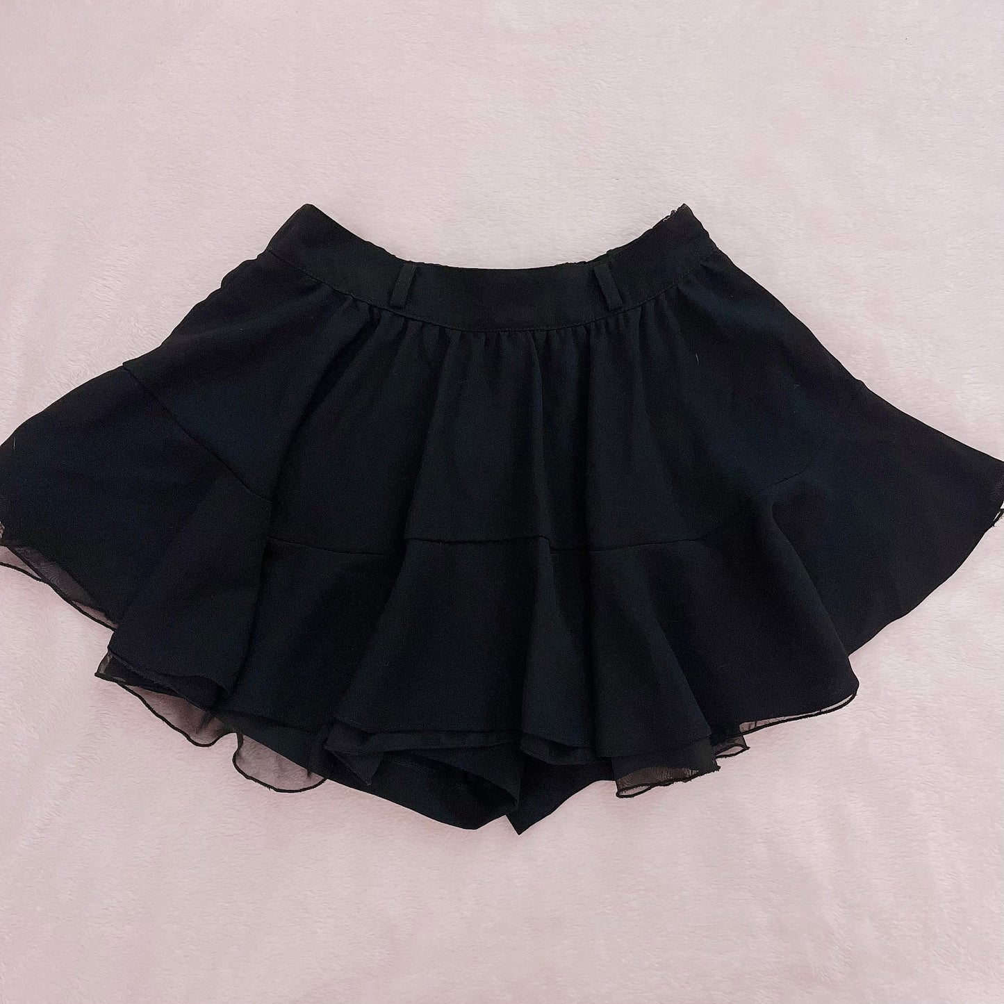 black flared volume skirt