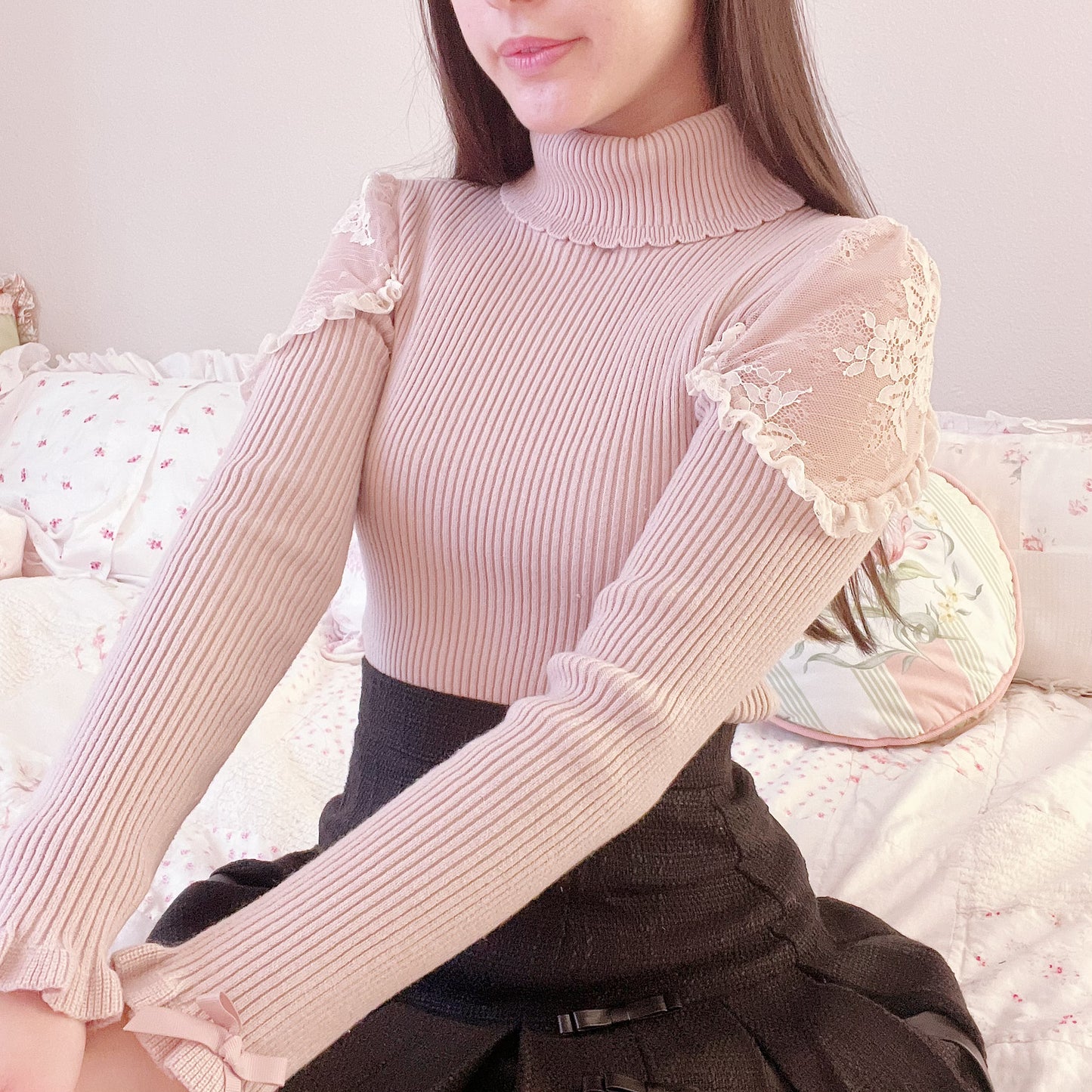 liz lisa pink turtleneck