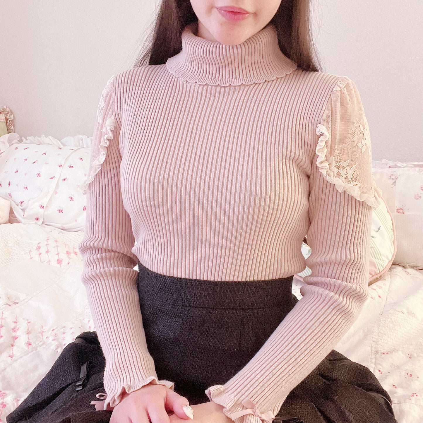 liz lisa pink turtleneck