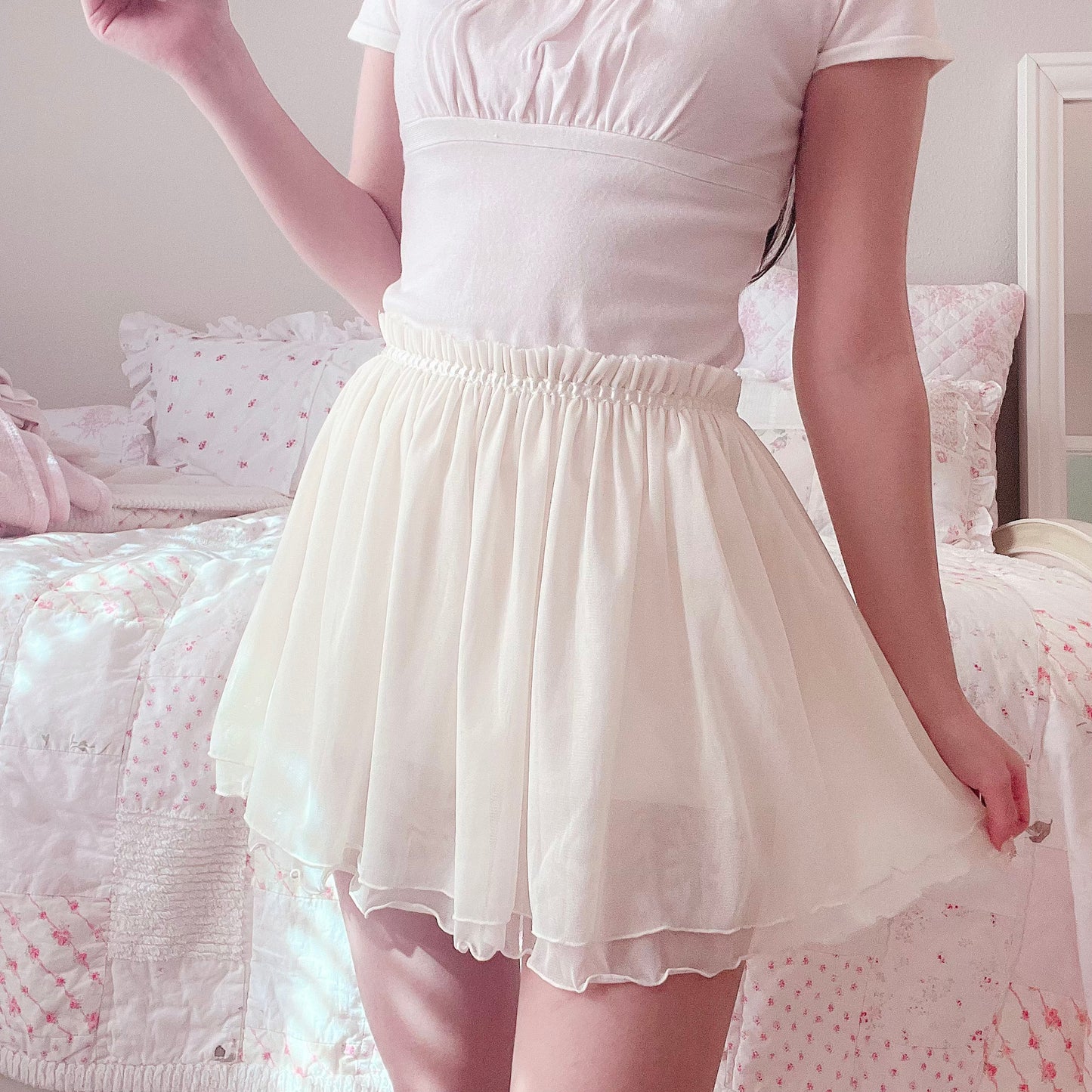 nice claup cream skirt